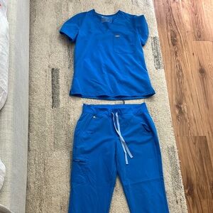 Figs capri blue set size small